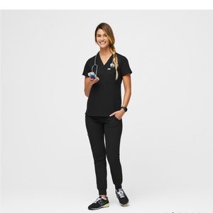 FIGS Zamora and Catarina Set